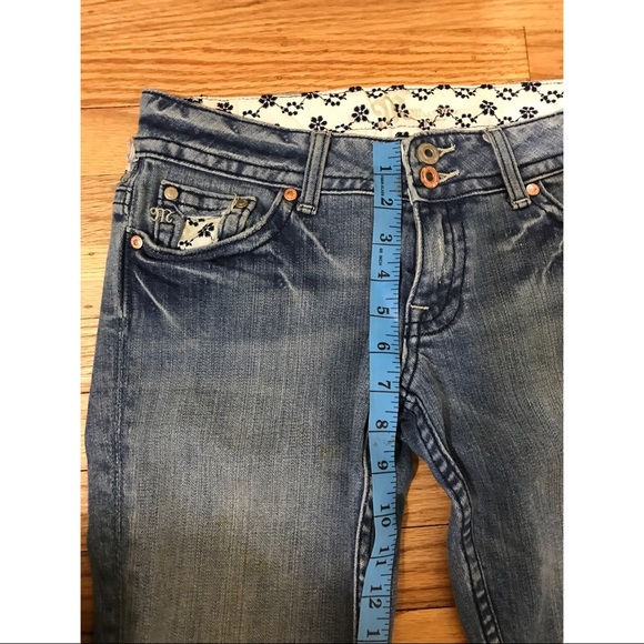 🚨Miss Me Embroidered Jeans—WORN ONCE - Picture 4 of 7